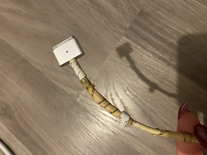 Зарядка для макбука apple (3 фото из 4)
