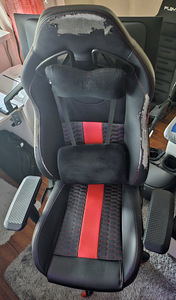 Компьютерное кресло Corsair (1 фото из 2)