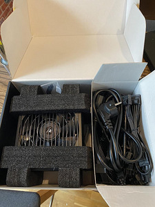 Toiteplokk Corsair RM850 80 Plus Gold (3 foto / 3)