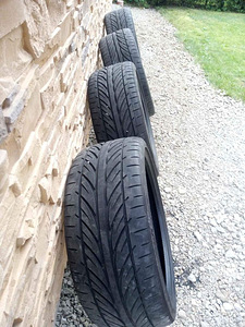 Suverehvid Hankook Ventus V12 Evo 215/35 r18 (2 foto / 5)