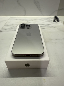 iPhone 15 Pro 256 gb Titanium (4 foto / 7)