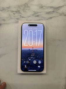 iPhone 15 Pro 256 gb Титан (6 фото из 6)