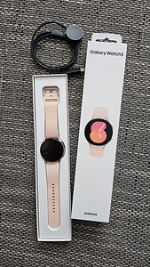 Samsung Galaxy Watch5 40mm LTE Pink Gold (8 foto / 8)