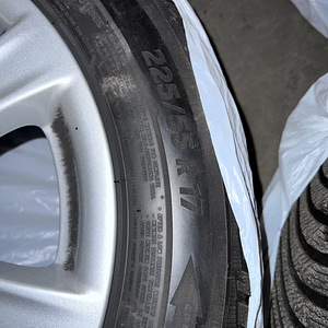Диски и шины 225/55 R17, серия F10 (2 фото из 3)