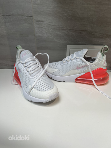 Nike 37