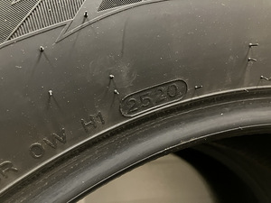 Naelrehvid Hankook i'Pike X 255/60 R18 (8 foto / 9)
