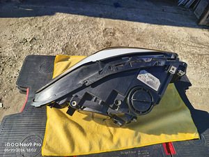 BMW f10/f11 Esituli AHL pre-facelift (2 foto / 5)