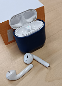 Apple AirPods 1st gen (vasak klapp ei mängi) (2 foto / 3)
