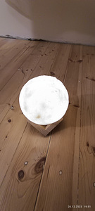 3D laetav LED kuulamp (2 foto / 3)
