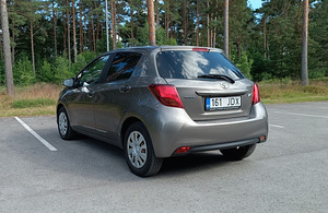 Toyota Yaris 1.3 73kW 2017 (6 foto / 15)