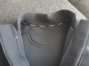 Жакет MaxMara (3 фото из 3)