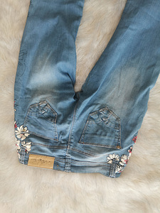 Джинсы Desigual (3 фото из 3)