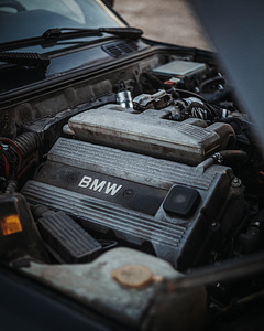 BMW e30 318IS LSD рекаро универсал (3 фото из 12)