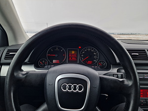 Audi A4 B7 2.0 TDI 125kw (14 foto / 15)