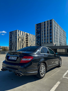 Mercedes Benz C220 2.1 125kw 2007 (3 foto / 14)