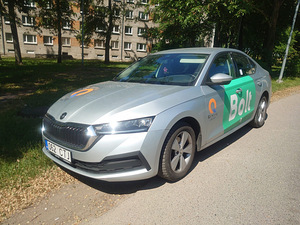 Üürile anda sõiduautod Skoda Octavia (6 foto / 6)