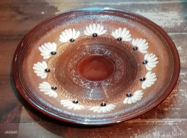 Блольшая керамическая настенная тарелка (фото #2)
