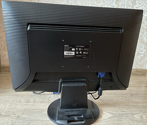 Monitor 22” (3 foto / 3)