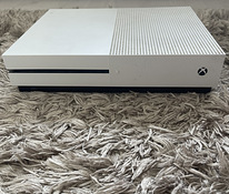 Xbox one S + Xbox Series X/S контроллер + 14 игр