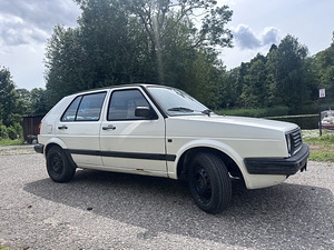 Продается VW Golf 2 (1989, белый, 4-дверный) (3 фото из 14)