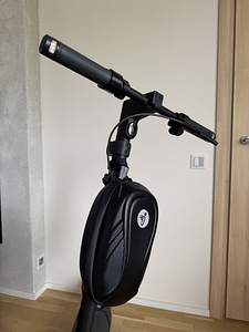 Электрический самокат Segway Kickscooter MAX G2 E (3 фото из 10)