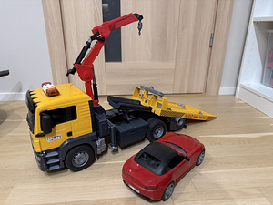BRUDER MAN TGS pukseerimisauto (evakuator) 1:16 (5 foto / 8)