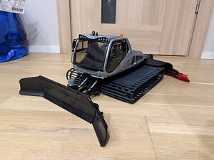 Lumesahk Bruder Prinoth Snow Groomer Leitwolf 1:16 (1 foto / 5)