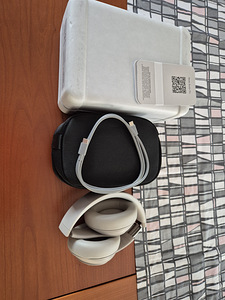 Uus Beats Studio Pro juhtmevabad kõrvaklapid (2 foto / 2)