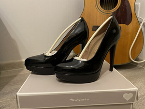Tamaris kontsaga kingad 37 suurus (1 foto / 3)