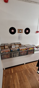 Vinüülplaadid kasutatud Kadaka Kirbuturg (9 foto / 10)
