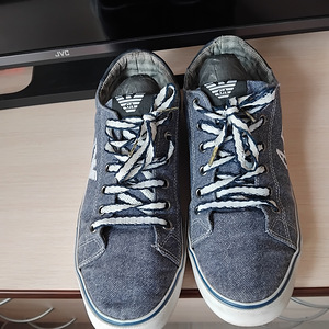 Meeste tennised Armani s 39-40 (2 foto / 2)