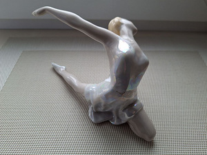 Ballerina LZFI NSVL (2 foto / 5)