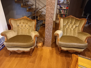 Diivan 4 kohane + 2 tugitooli + laud (4 foto / 4)