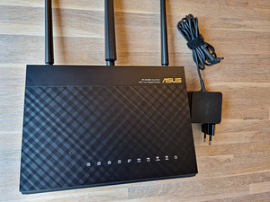 Маршрутизатор Asus RT-AC68U (1 фото из 3)