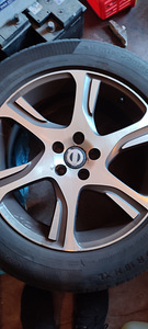 Volvo xc60 диски+шины (3 фото из 6)
