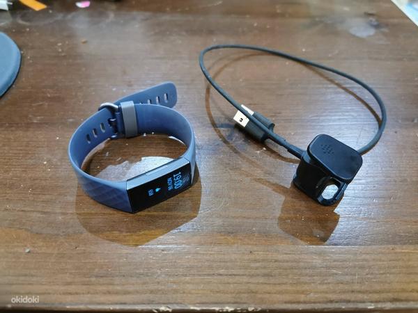 Fitbit Charge 3 (foto #1)