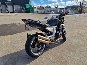 Kawasaki Z1000 (3 foto / 6)