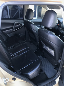 Toyota Rav4 2.2 diesel , automat (12 foto / 15)