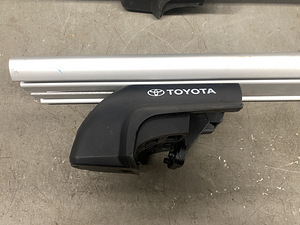Toyota Thule WingBar EVO katusereelingud (2 foto / 3)