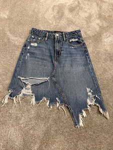 Юбка Guess (1 фото из 3)