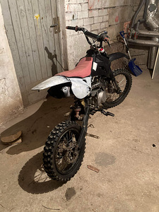 Krossikas 125cc 4T. (4 foto / 8)