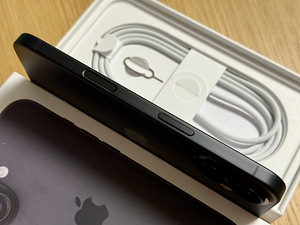 Apple iPhone 16 Black 128GB uueväärne.Garantii 03.2027 (4 foto / 7)