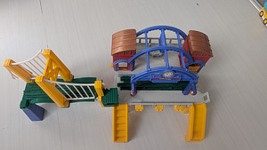 Большой комплект железной дороги Fisher-Price GeoTrax (7 фото из 7)