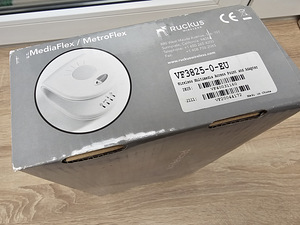 RUCKUS MediaFlex 2825 , Wireless Multimedia Router (3 foto / 4)