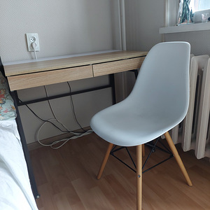 Müüa laud ja tool (2 foto / 2)