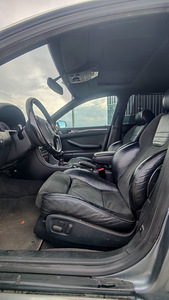 Audi S6 Avant Manuaal 6k (6 foto / 9)