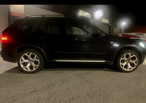 BMW x5 LCI Facelift (8 foto / 8)