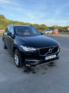 Volvo XC90 (2 фото из 8)