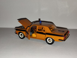 Mudelauto Volga GAZ 24 miilits. USSR. 1:43 (6 foto / 8)