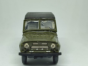 Mudelauto UAZ 469. A34. USSR. 1:43 (3 foto / 10)